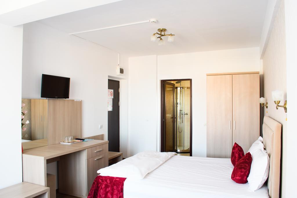 Hotel Clas Észak-Eforie Kültér fotó