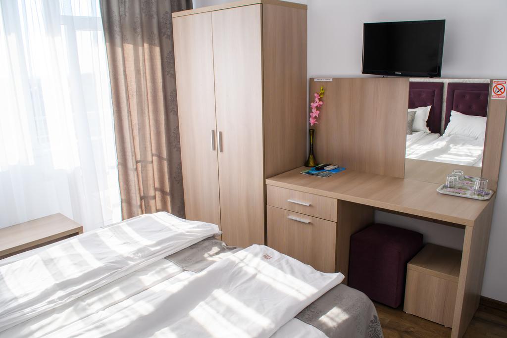 Hotel Clas Észak-Eforie Kültér fotó