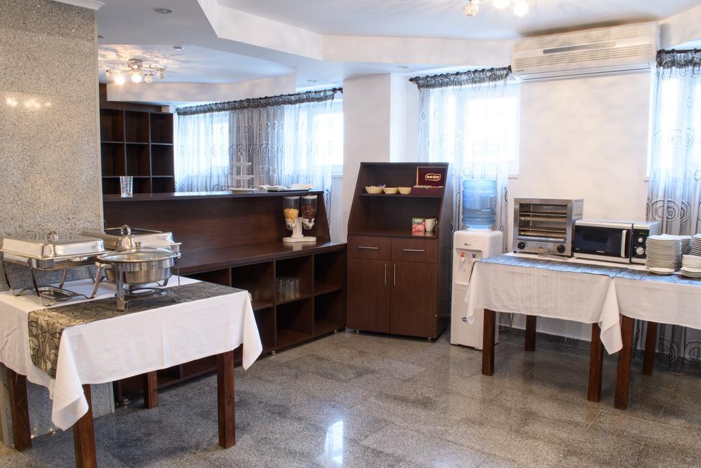Hotel Clas Észak-Eforie Kültér fotó